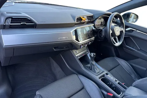 BV22SWF Audi Q3 S line 40 TFSI quattro 190 PS S tronic Thumbnail #15