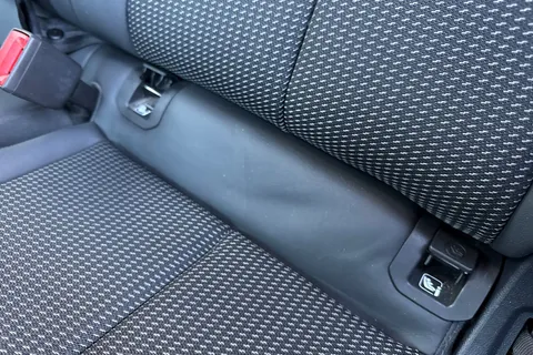 BV22SWF Audi Q3 S line 40 TFSI quattro 190 PS S tronic Thumbnail #35