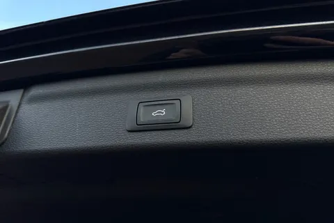 BV22SWF Audi Q3 S line 40 TFSI quattro 190 PS S tronic Thumbnail #39