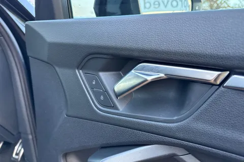 BV22SWF Audi Q3 S line 40 TFSI quattro 190 PS S tronic Thumbnail #43