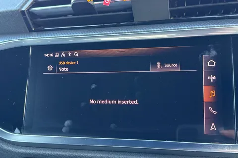 BV22SWF Audi Q3 S line 40 TFSI quattro 190 PS S tronic Thumbnail #54