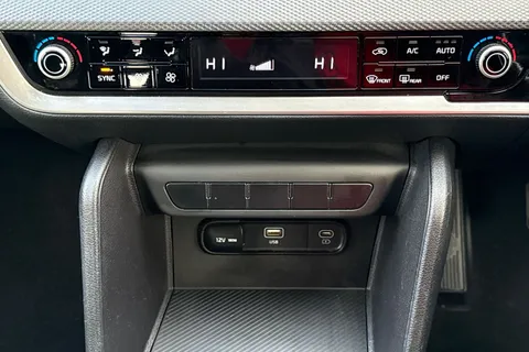 NY73GCX Kia Sportage 1.6 T-GDi 2 Euro 6 (s/s) 5dr Thumbnail #23