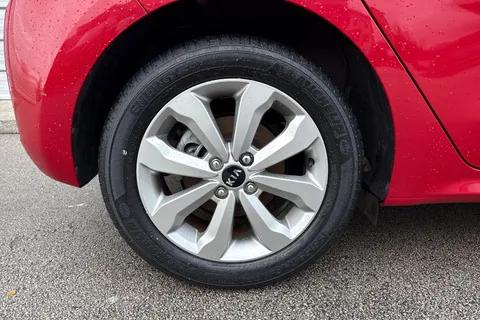 ML70WZO Kia Rio 1.0 T-GDi MHEV 3 Euro 6 (s/s) 5dr Thumbnail #12