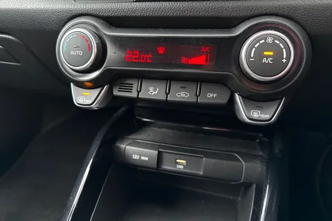 ML70WZO Kia Rio 1.0 T-GDi MHEV 3 Euro 6 (s/s) 5dr Thumbnail #23