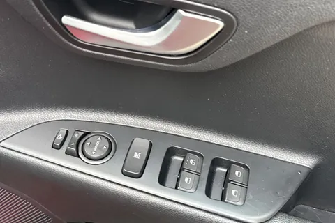 ML70WZO Kia Rio 1.0 T-GDi MHEV 3 Euro 6 (s/s) 5dr Thumbnail #42