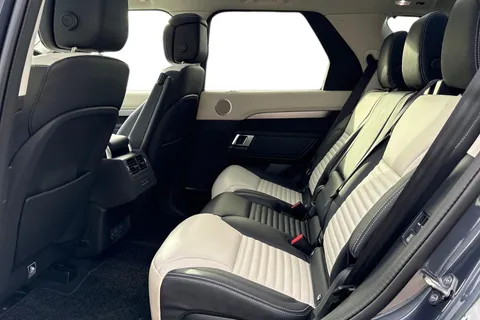 KT74HHP Land Rover Discovery 3.0 D350 Dynamic HSE 5dr Thumbnail #5