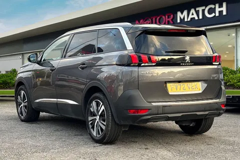 FV72VEX PEUGEOT 5008 1.2 PureTech Allure Premium + Euro 6 (s/s) 5dr Thumbnail #3