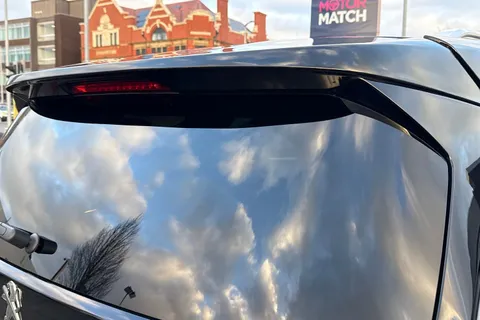 FV72VEX PEUGEOT 5008 1.2 PureTech Allure Premium + Euro 6 (s/s) 5dr Thumbnail #30