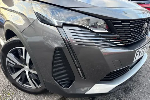 FV72VEX PEUGEOT 5008 1.2 PureTech Allure Premium + Euro 6 (s/s) 5dr Thumbnail #38