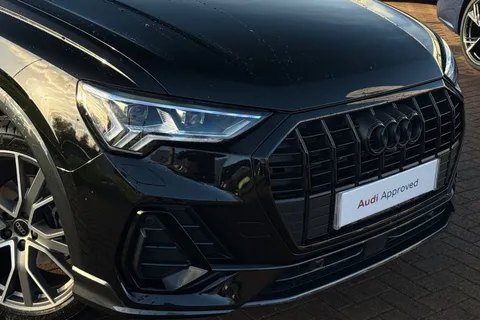 BL25DLJ Audi Q3 Black Edition 35 TFSI 150 PS S tronic Thumbnail #9
