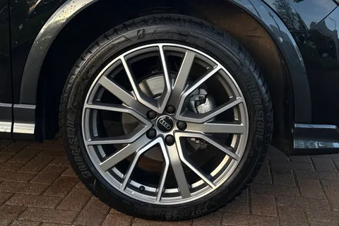 BL25DLJ Audi Q3 Black Edition 35 TFSI 150 PS S tronic Thumbnail #13