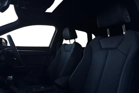 BL25DLJ Audi Q3 Black Edition 35 TFSI 150 PS S tronic Thumbnail #16