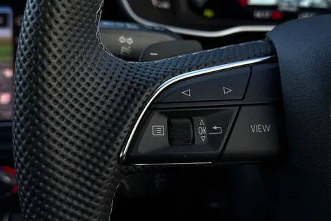 BL25DLJ Audi Q3 Black Edition 35 TFSI 150 PS S tronic Thumbnail #37