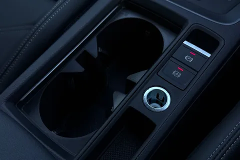 BL25DLJ Audi Q3 Black Edition 35 TFSI 150 PS S tronic Thumbnail #43