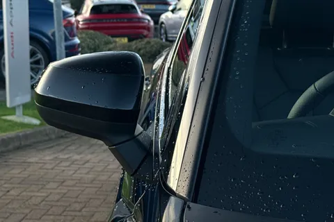 BL25DLJ Audi Q3 Black Edition 35 TFSI 150 PS S tronic Thumbnail #54