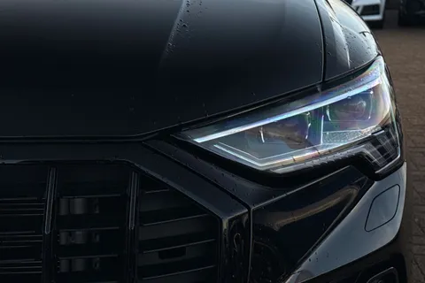 BL25DLJ Audi Q3 Black Edition 35 TFSI 150 PS S tronic Thumbnail #55