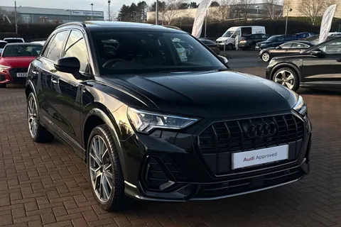 BL25DLJ Audi Q3 Black Edition 35 TFSI 150 PS S tronic Thumbnail #61