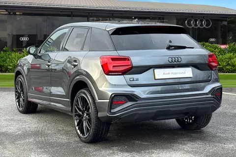 KT25ZDK Audi Q2 Black Edition 35 TFSI 150 PS S tronic Thumbnail #3