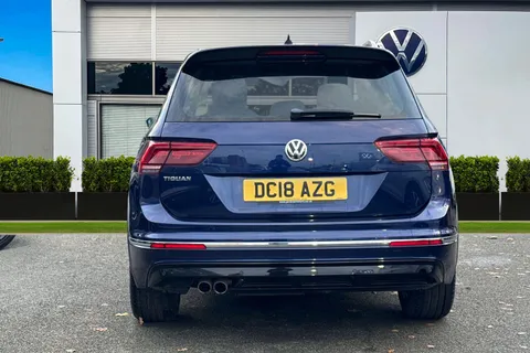 DC18AZG Volkswagen Tiguan 2.0 TDi 150 R-Line 5dr DSG | Heated Seats | Pan Roof | Acc Thumbnail #4