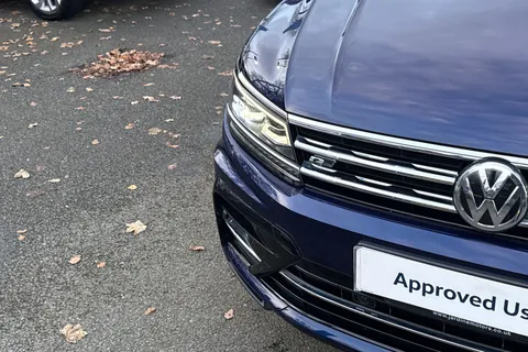 DC18AZG Volkswagen Tiguan 2.0 TDi 150 R-Line 5dr DSG | Heated Seats | Pan Roof | Acc Thumbnail #39