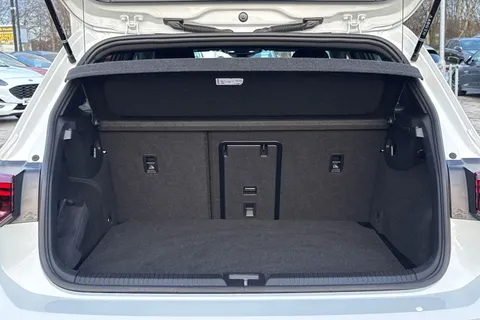 DA25OZM Volkswagen Golf 2.0 TDI 150 R-Line 5dr DSG **WINTER PACK** Thumbnail #7