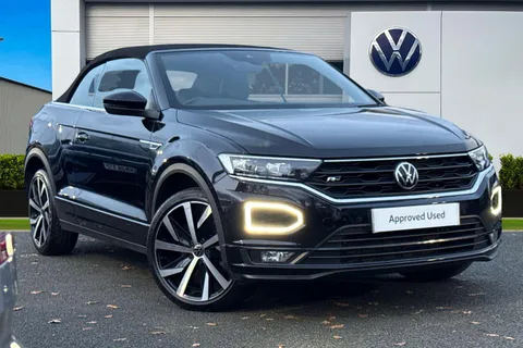 FG71XDW Volkswagen T-Roc 1.5 TSI R-Line 2dr DSG | Heated Seats | Beats Audio Pack | Heated Seats Thumbnail #1