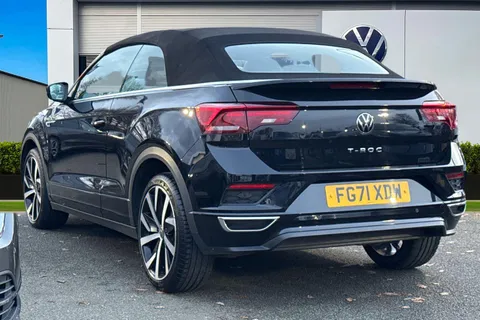 FG71XDW Volkswagen T-Roc 1.5 TSI R-Line 2dr DSG | Heated Seats | Beats Audio Pack | Heated Seats Thumbnail #2