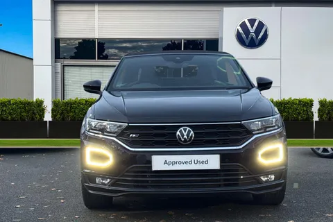 FG71XDW Volkswagen T-Roc 1.5 TSI R-Line 2dr DSG | Heated Seats | Beats Audio Pack | Heated Seats Thumbnail #5