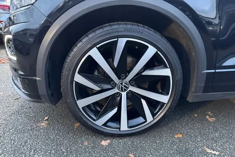 FG71XDW Volkswagen T-Roc 1.5 TSI R-Line 2dr DSG | Heated Seats | Beats Audio Pack | Heated Seats Thumbnail #12