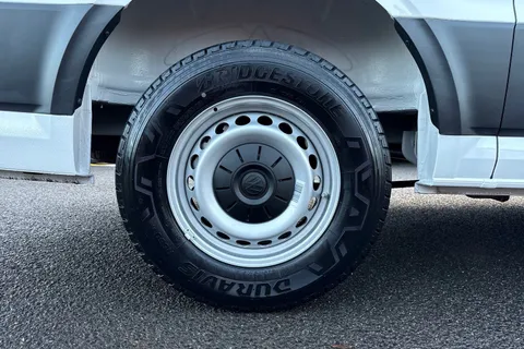 BT75ENM Volkswagen Crafter 2.0 TDI 140PS Commerce High Roof Van Thumbnail #6