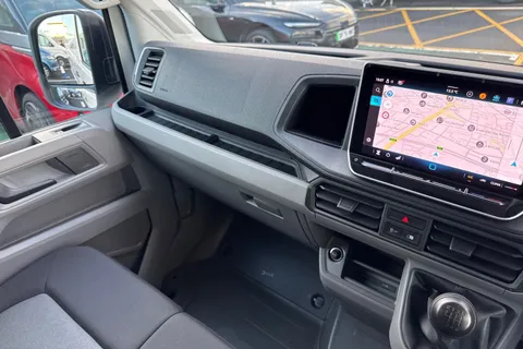 BT75ENM Volkswagen Crafter 2.0 TDI 140PS Commerce High Roof Van Thumbnail #14