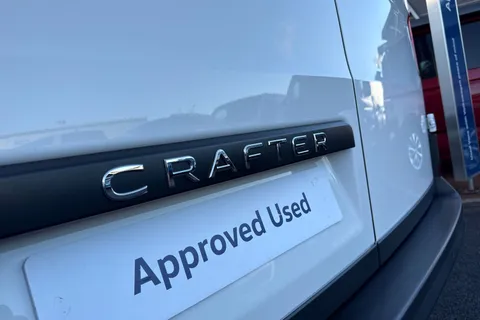 BT75ENM Volkswagen Crafter 2.0 TDI 140PS Commerce High Roof Van Thumbnail #25