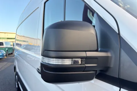 BT75ENM Volkswagen Crafter 2.0 TDI 140PS Commerce High Roof Van Thumbnail #36