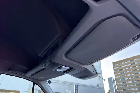 BT75ENM Volkswagen Crafter 2.0 TDI 140PS Commerce High Roof Van Thumbnail #53