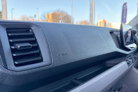 BT75ENM Volkswagen Crafter 2.0 TDI 140PS Commerce High Roof Van Thumbnail #55