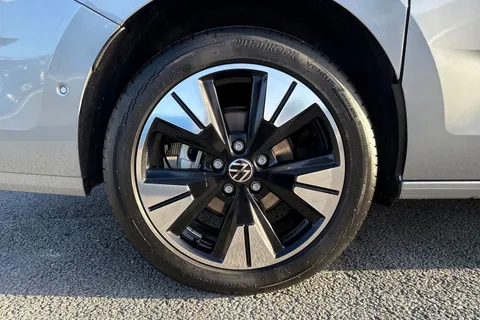 10 of 62 for Volkswagen California Ocean T7 SWB 150PS 2.0 TDi DSG - 19' Alloys/Advanced Parking