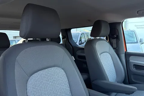 BJ25ZXR Volkswagen ID. Buzz 210kW Life Pro 79kWh 5dr Auto Thumbnail #20