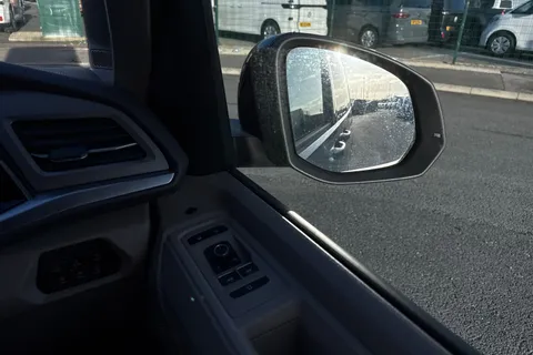 20 of 62 for Volkswagen California Ocean T7 SWB 150PS 2.0 TDi DSG - 19' Alloys/Advanced Parking