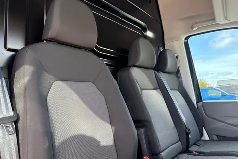 DF75WYM Volkswagen Crafter CR35 Commerce Plus MWB 177 PS FWD DSG - MY25/Camera/Step/LED's Thumbnail #23