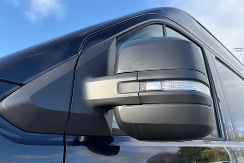 DF75ULO Volkswagen Crafter CR30 Commerce MWB 140 PS FWD - 25 Model Year/Low Roof/Camera Thumbnail #26