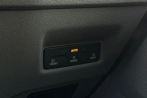 DF75WYM Volkswagen Crafter CR35 Commerce Plus MWB 177 PS FWD DSG - MY25/Camera/Step/LED's Thumbnail #35