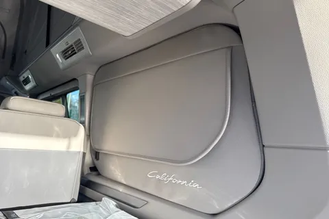 35 of 62 for Volkswagen California Ocean T7 SWB 150PS 2.0 TDi DSG - 19' Alloys/Advanced Parking