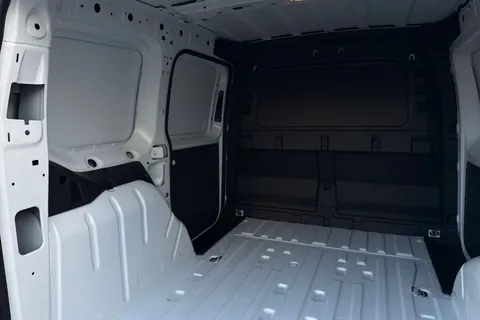 BT75EOA Volkswagen Caddy 2.0 TDI 102PS Commerce Van [Business/Tech Pack] Thumbnail #37