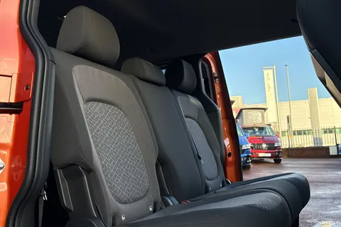 BJ25ZXR Volkswagen ID. Buzz 210kW Life Pro 79kWh 5dr Auto Thumbnail #45