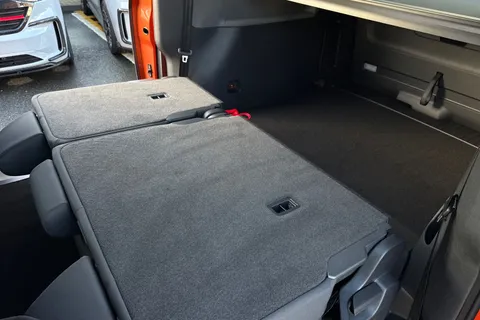 BJ25ZXR Volkswagen ID. Buzz 210kW Life Pro 79kWh 5dr Auto Thumbnail #47