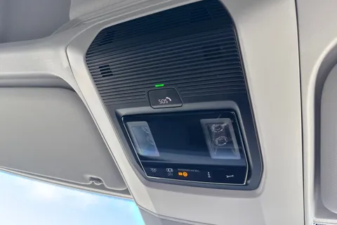 DF75ULO Volkswagen Crafter CR30 Commerce MWB 140 PS FWD - 25 Model Year/Low Roof/Camera Thumbnail #45