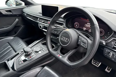 14 of 53 for Audi A5 Coup- Black Edition 35 TFSI 150 PS S tronic