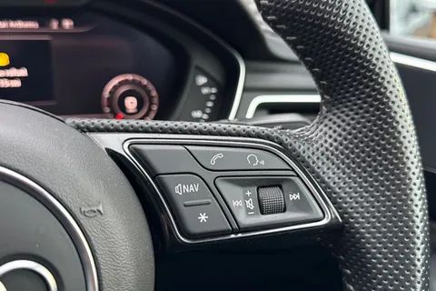 25 of 53 for Audi A5 Coup- Black Edition 35 TFSI 150 PS S tronic