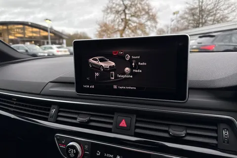 32 of 53 for Audi A5 Coup- Black Edition 35 TFSI 150 PS S tronic