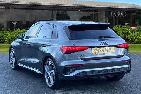 SN24NUL Audi A3 Black Edition 35 TFSI  150 PS S tronic Thumbnail #3